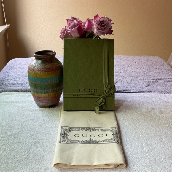 🍃GUCCI TOTE & BOX 🍃 - Picture 15 of 16